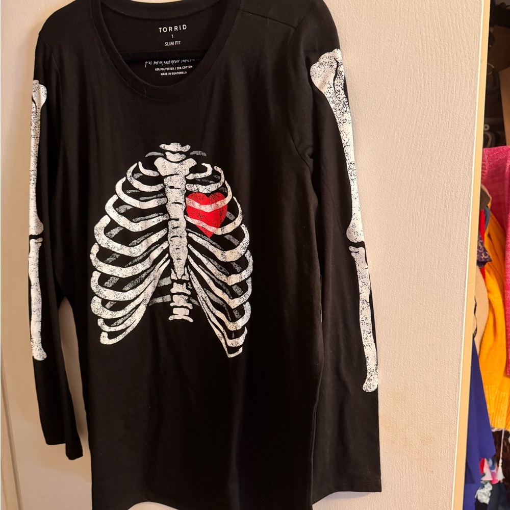 Torrid Black Skeleton Print Long Sleeve Top - Picture 1 of 7